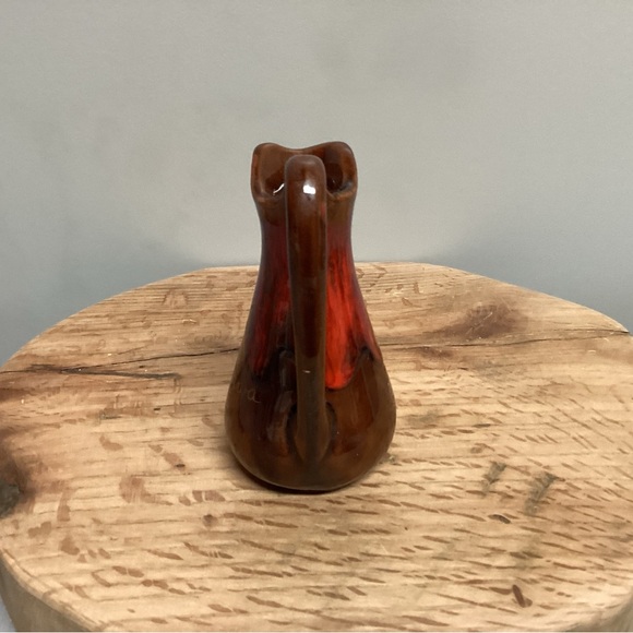 Ceramic Crafted Mini Pouring Pitcher - Vase - Decor Piece - Ottawa logo - Nice - Picture 4 of 12